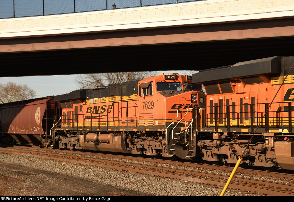 BNSF 7629